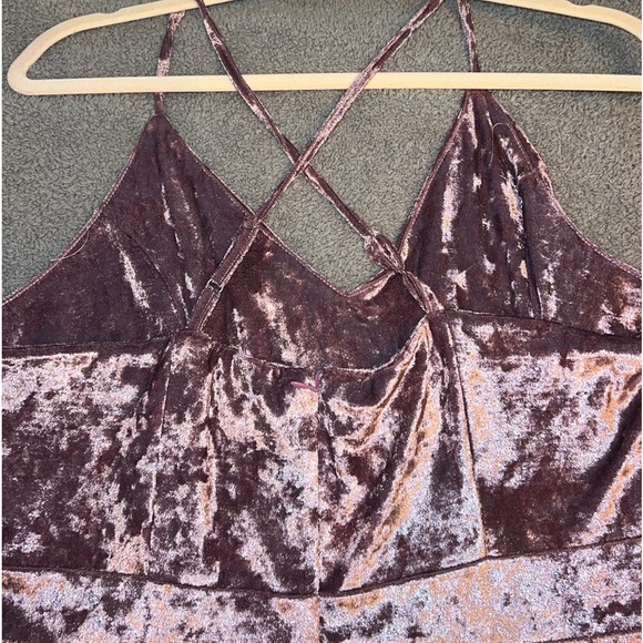 Purple Velvet Spaghetti strapped, V neck dress. Never been worn. Size XL. - Picture 5 of 8